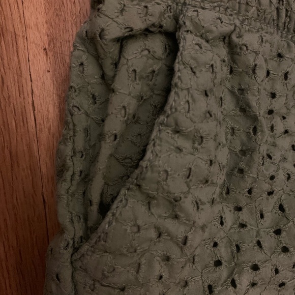 Girls medium shorts - Picture 3 of 4